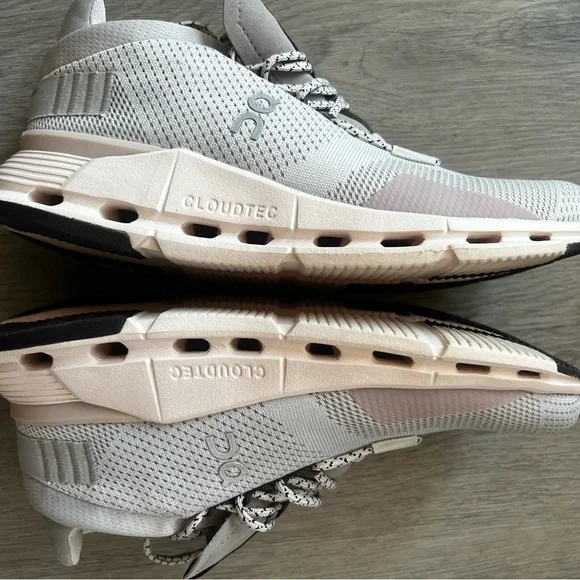 ON CLOUD NOVA PEARL / SHELL - Picture 7 of 8